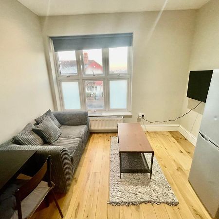 Cosy 1 Bedroom Flat! London Exterior photo