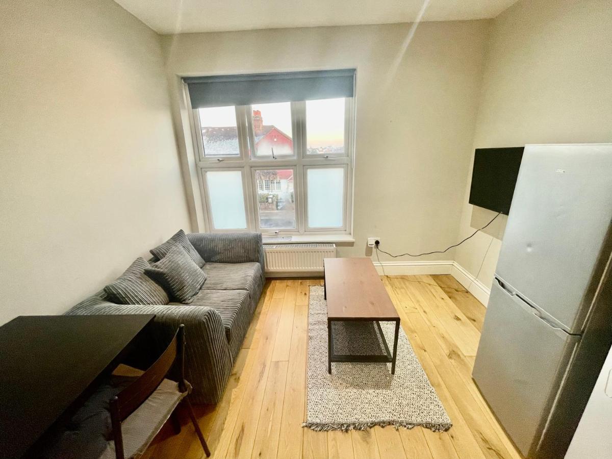 Cosy 1 Bedroom Flat! London Exterior photo